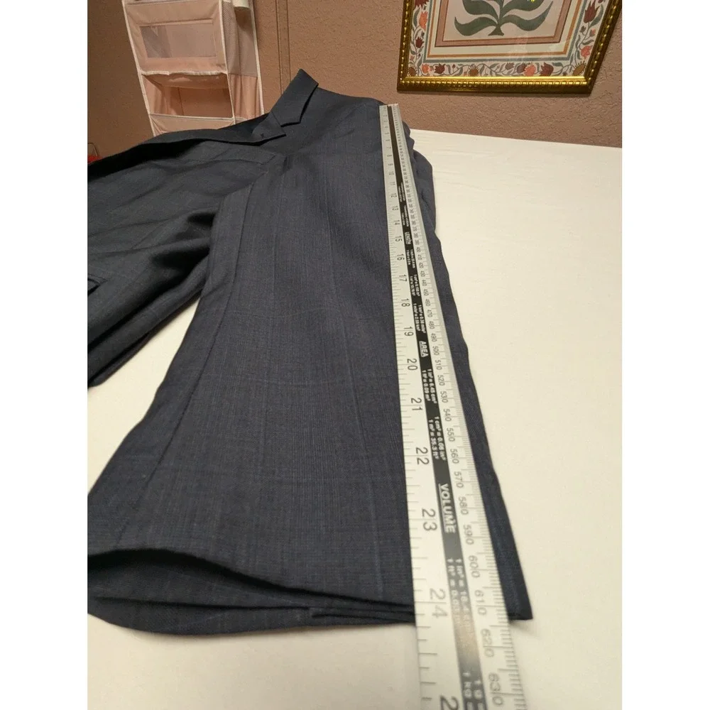 Jos A Bank Signature Collection Wool Blazer 44L Gray Blue Windowpane Sport Coat